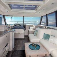 Моторный катамаран Fountaine Pajot 40